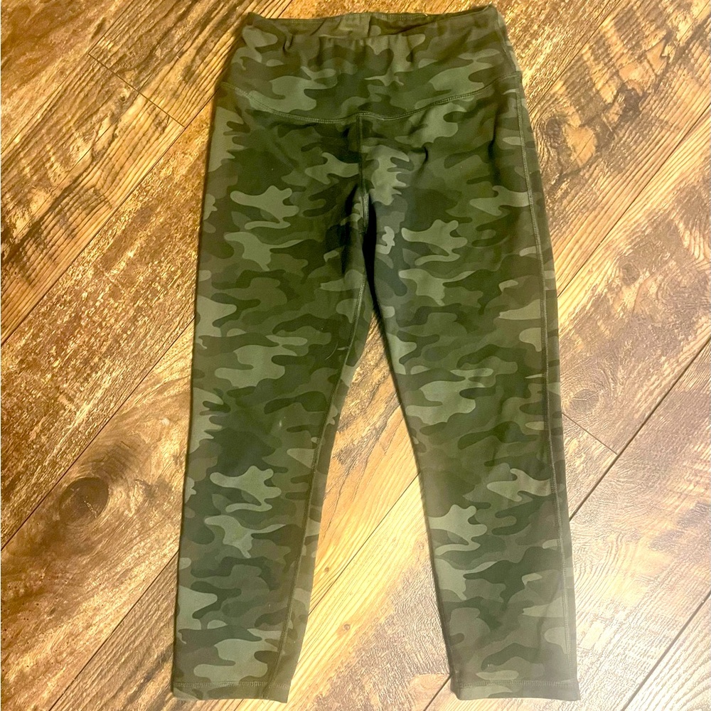 Camo leggings
